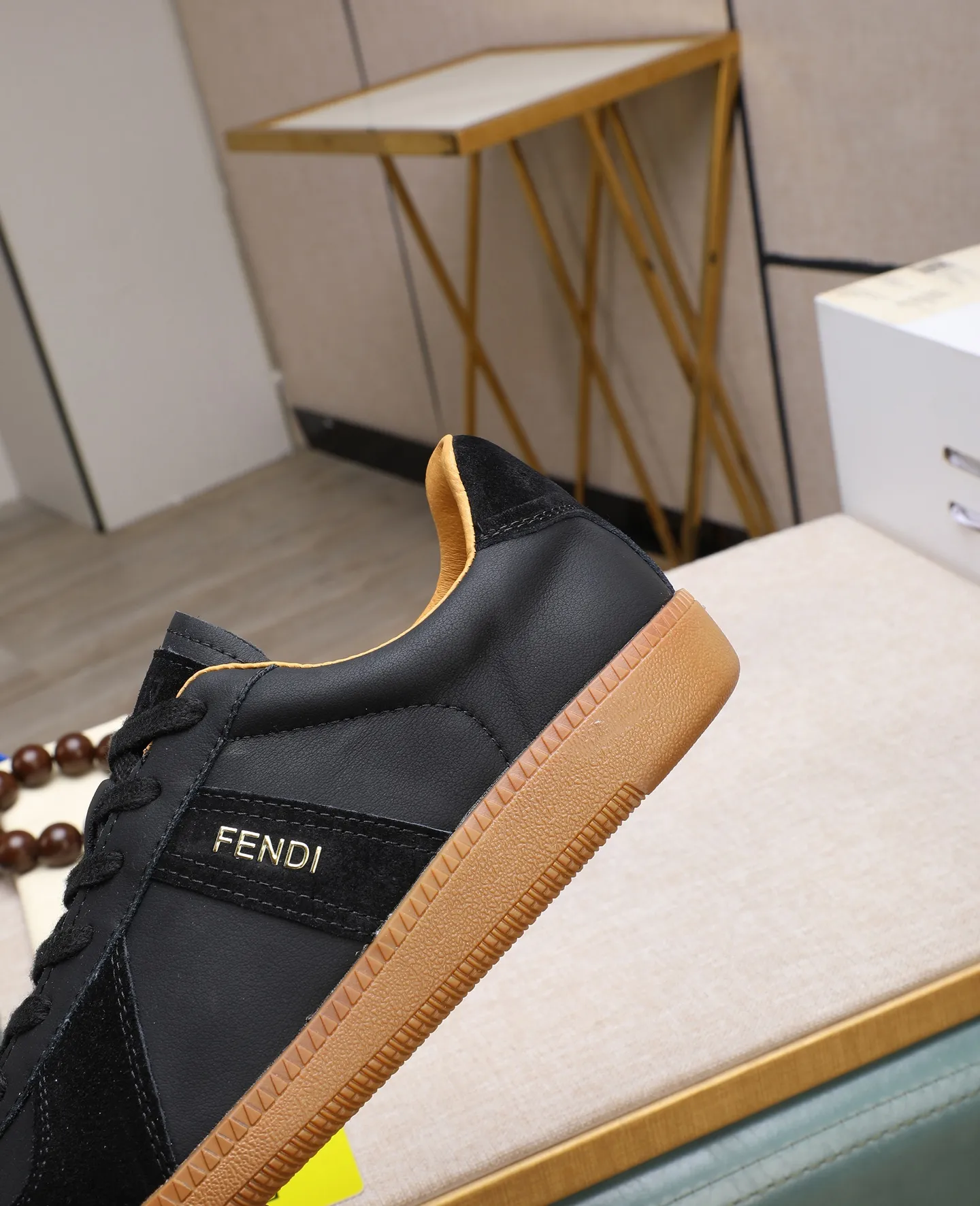 Men's shoes 💰420🕷🕷[FENDI] Fendi fashionable casual men's shoes 🇨🇳Original official website 1:1 model opening, new models are available first 💯Not high-profile but avant-garde, simple About low-key and fashionable, super versatile style 🌿 Made of original cowhide ➕ Pigskin lining 🎋 The version is comfortable on the feet, so rigorous for any small place, and the workmanship is first-class 🍍38-44 Large quantities in stock